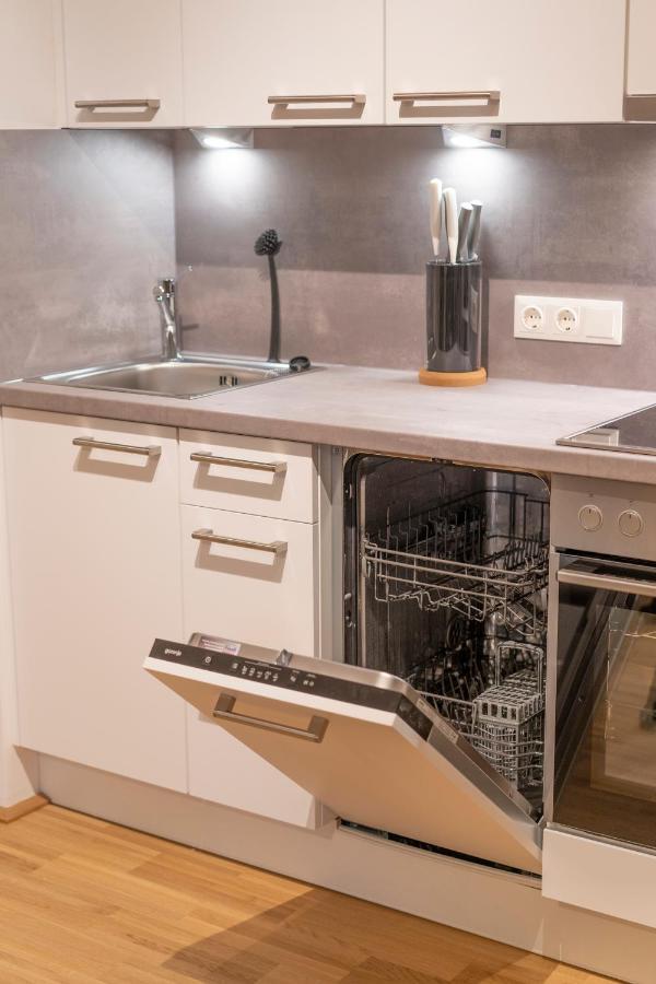 Rhc Central Station Premium Apartment Wien